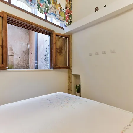 Authentica Апартаменты *