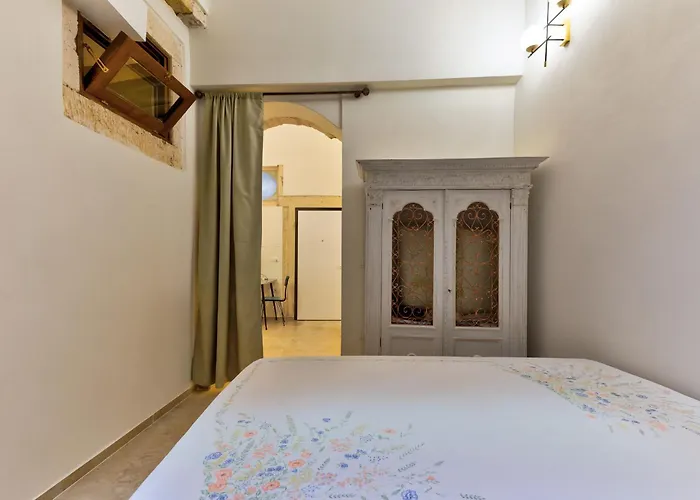 Authentica 锡拉库扎